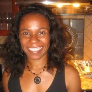 Meet your Posher, Myriam